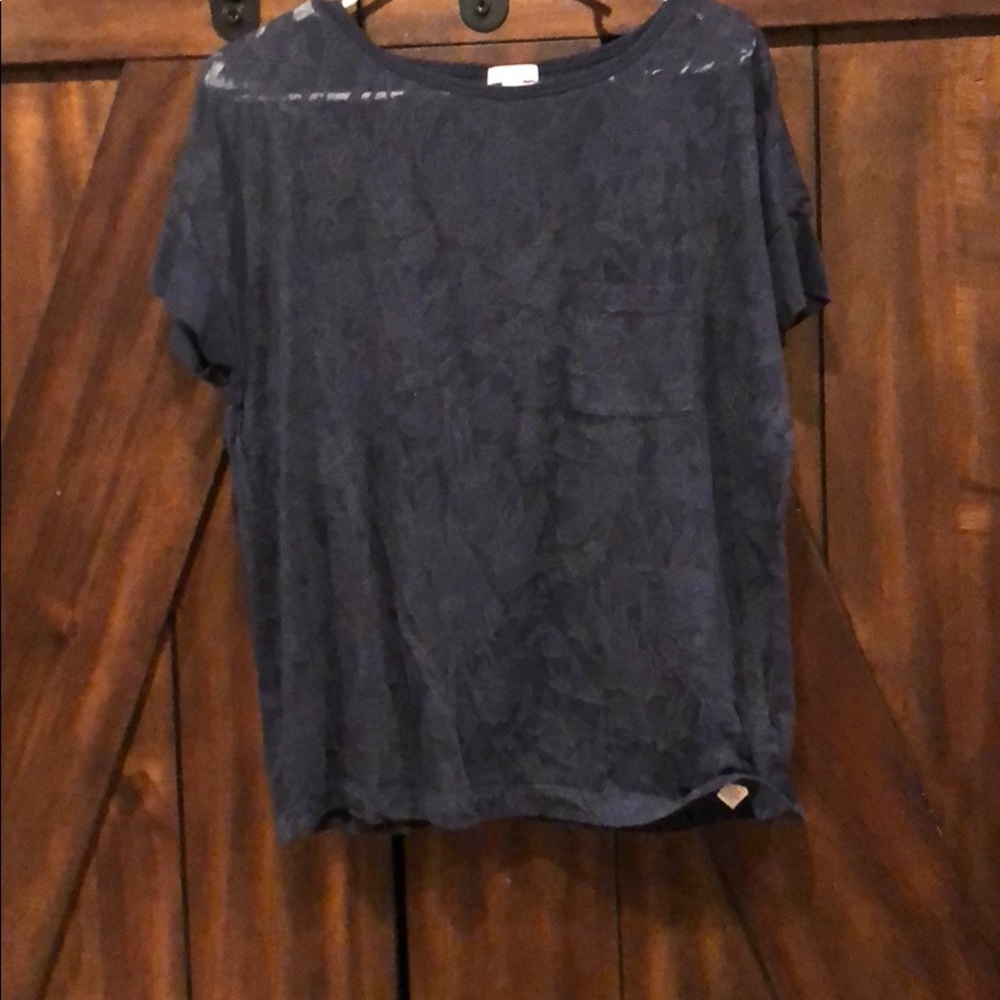 Tee